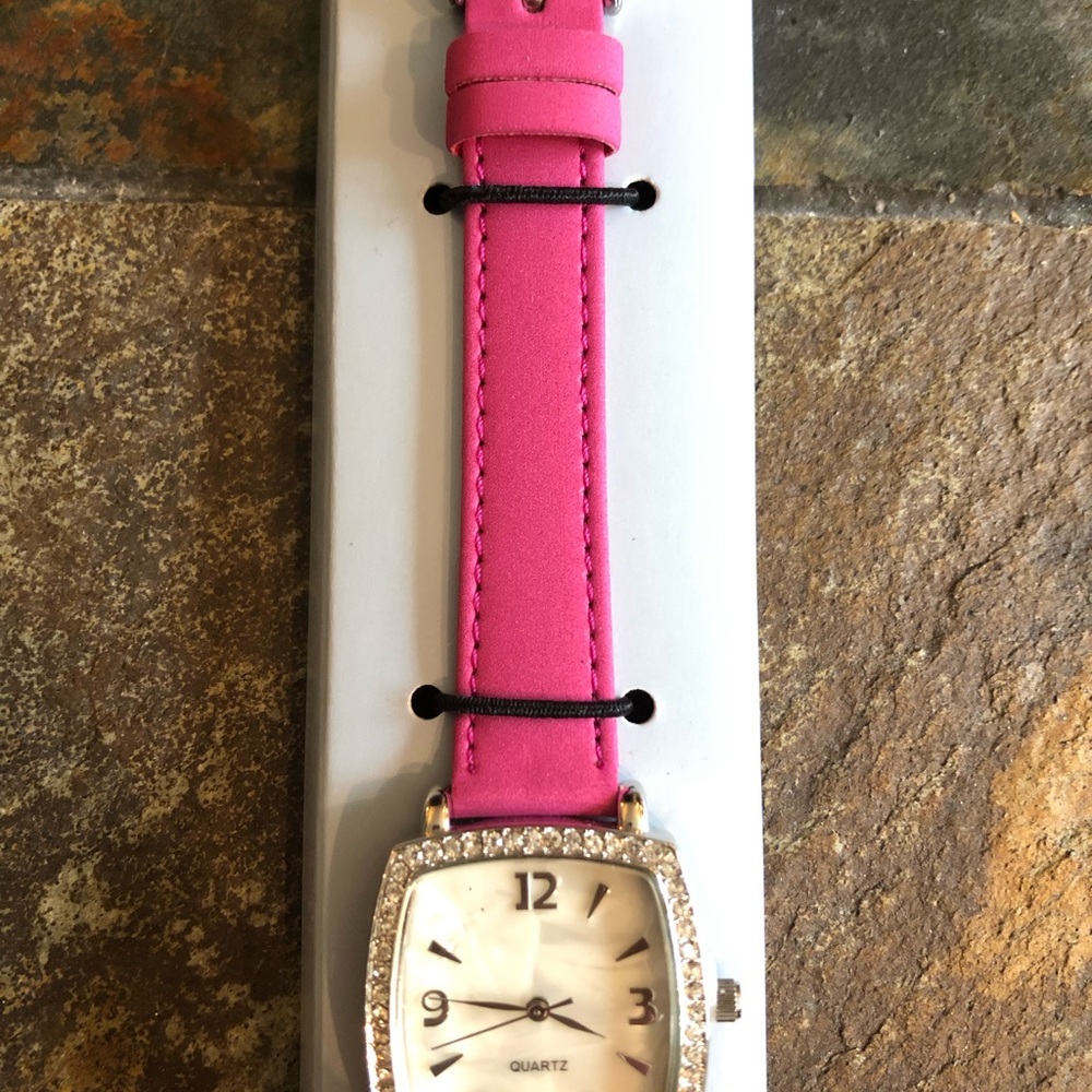 Avon Rhinestone Pink Strap Watch - Picture 3 of 3